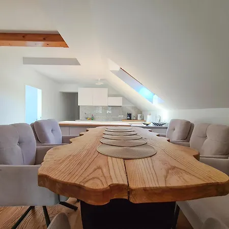 Eros Apartment